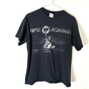 Rise Against Band Tee Graphic Statue of Liberty Crew Neck T-Shirt Black White